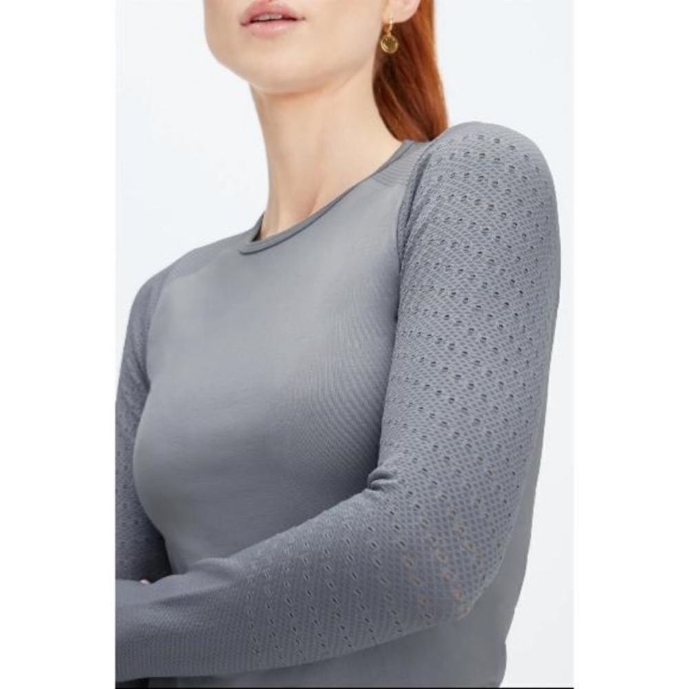 Brand New‎ With Tags Fabletics Sync Long Sleeved Shirt Grey Size XL 12/14